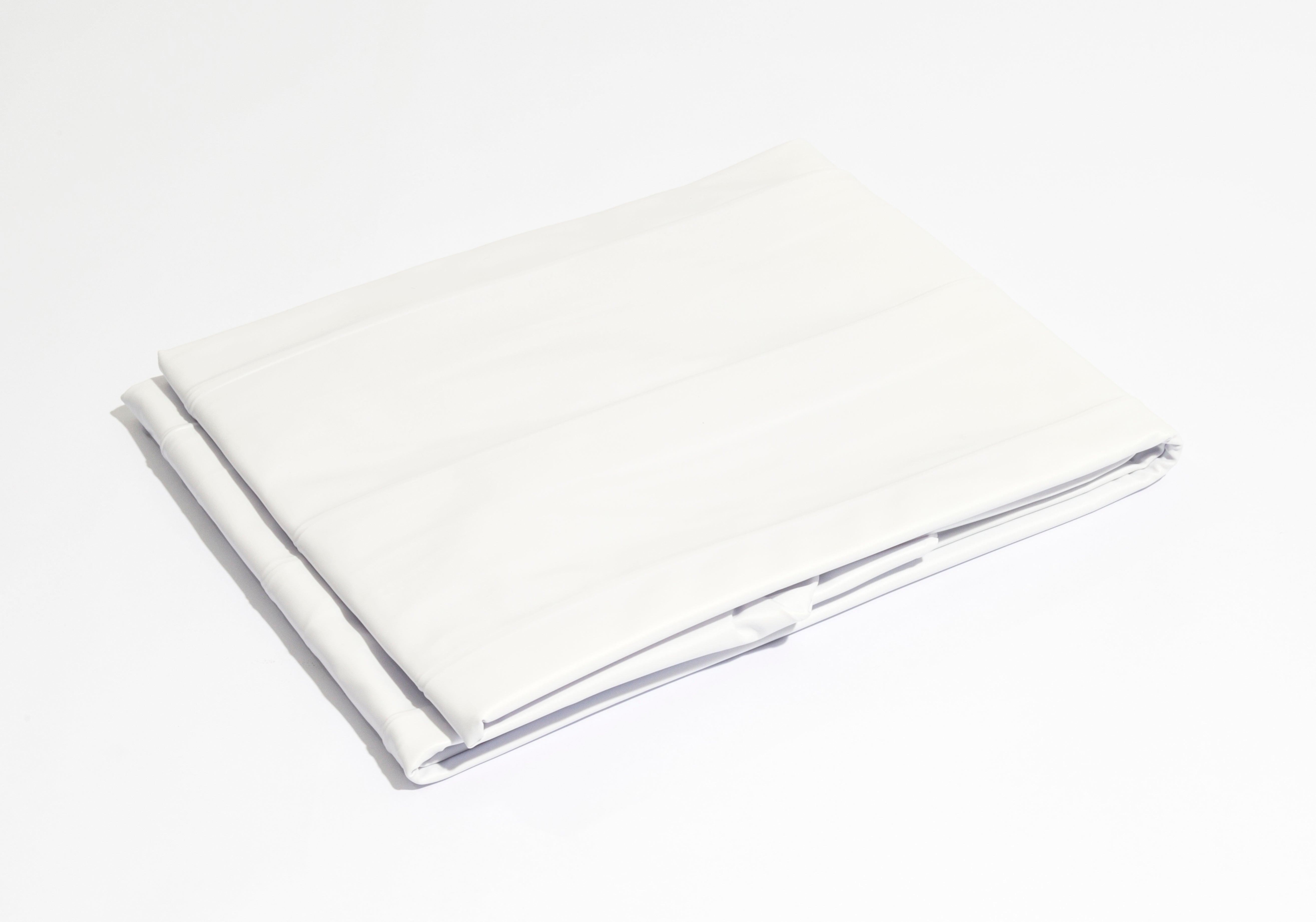 SaluSpa 71" x 71" x 28" Square Inflatable Hot Tub Cover, White